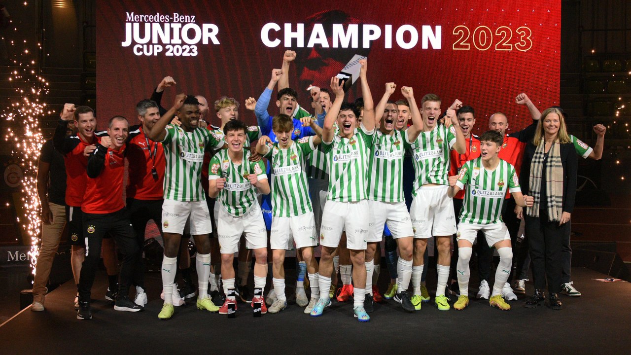 Rapid gewinnt JuniorCup mit Torschützenkönig - FCA toppt VfB & Co.