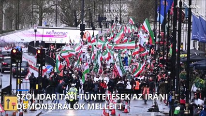 Karikatúrákat jelentetett meg a Charlie Hebdo az iráni vezetőről