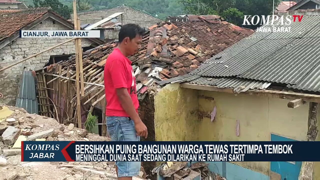 Bersihkan Puing Pasca Gempa, Warga Tewas Tertimpa Runtuhan