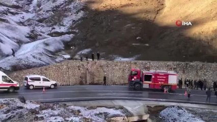 Kontrolden çıkan minibüs devrildi: 6'sı ağır 12 yaralı