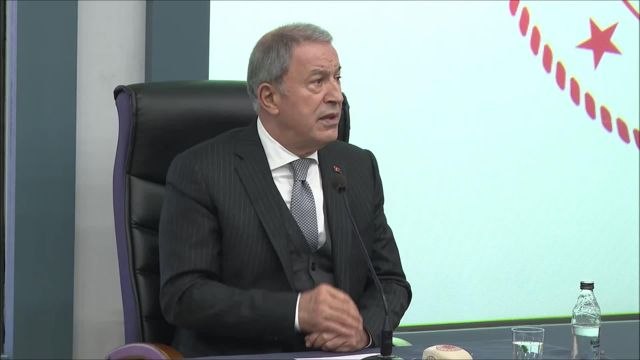 Hulusi Akar'dan Yunanistan'a: Güvendiğiniz Dağlara Kar Yağmadan Aklınızı Başınıza Alın. Yanlış Hesap Ankara'dan Döner