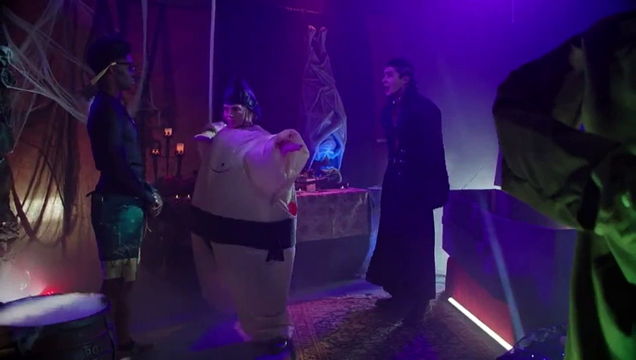 Dwight in shining armor - se4 - ep06 - the draugar hd watch