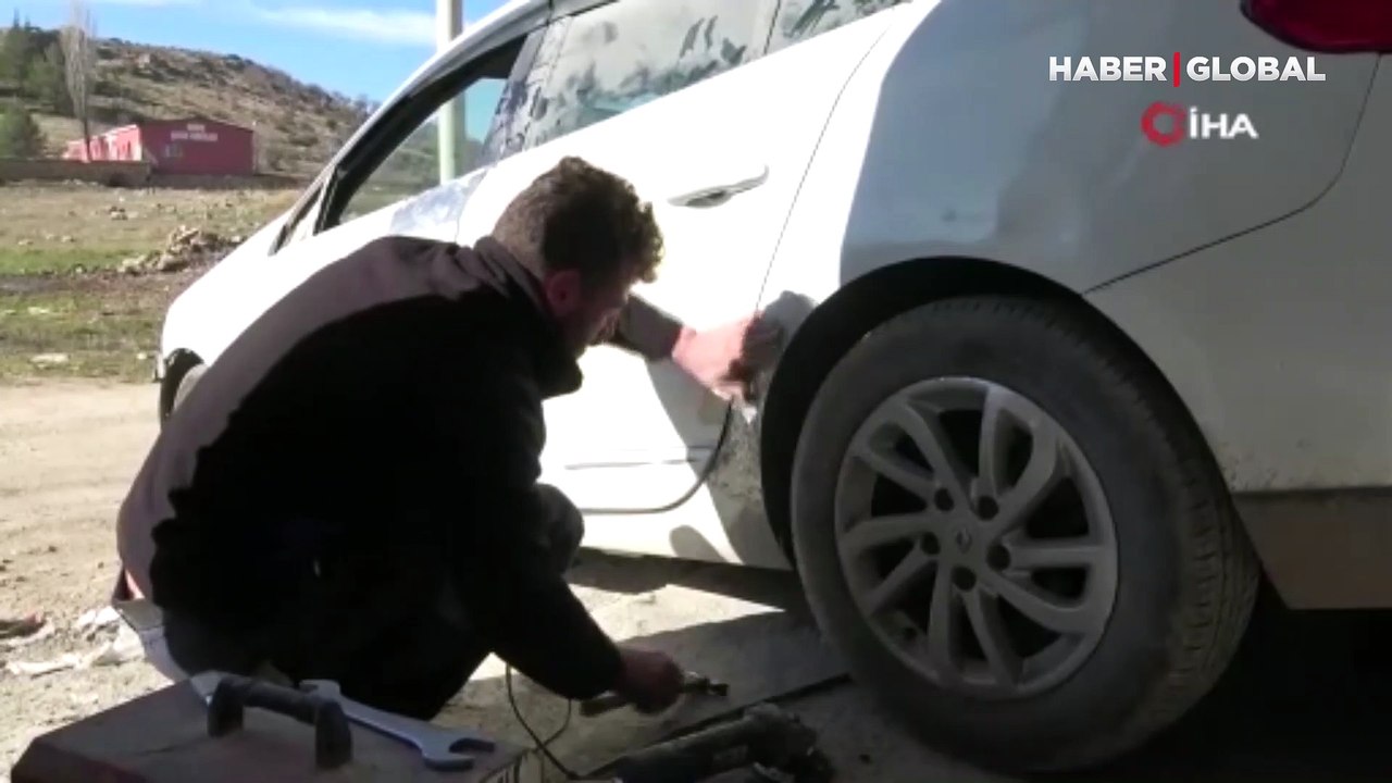 4 yıldır açılmayı bekleyen sanayi sitesinin duvarları çatladı