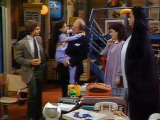 Bosom Buddies - Se2 - Ep10 HD Watch