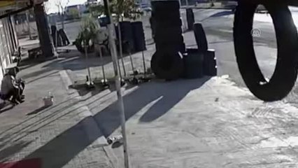 ŞANLIURFA - Zincirleme trafik kazasında 5 kişi yaralandı