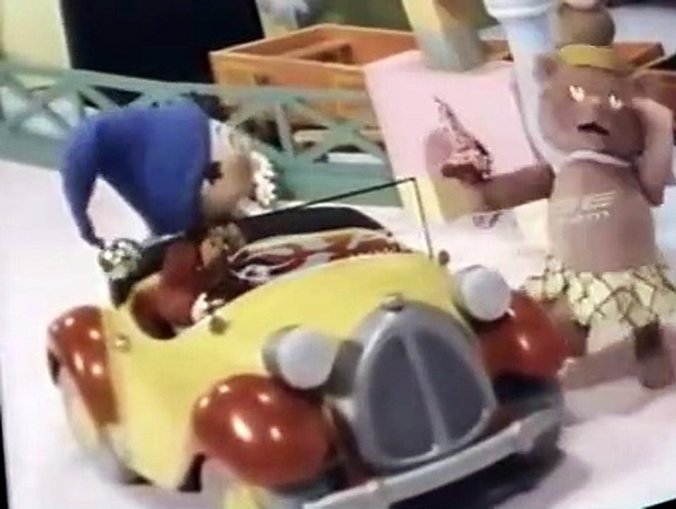 Make Way for Noddy Make Way for Noddy E096 Noddy Loses Sixpence