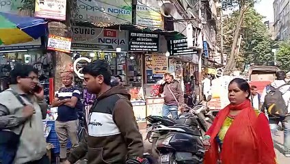 Explore Kolkata's Chandni Market & Chor Bazar for Affordable iPhones 📱