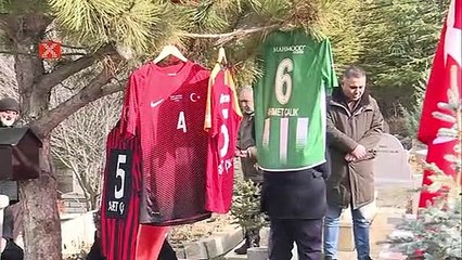 Ahmet Çalık mezarı başında anıldı