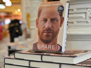 Prinz Harrys Autobiografie: Mutmaßlicher Fehler in "Spare" entdeckt