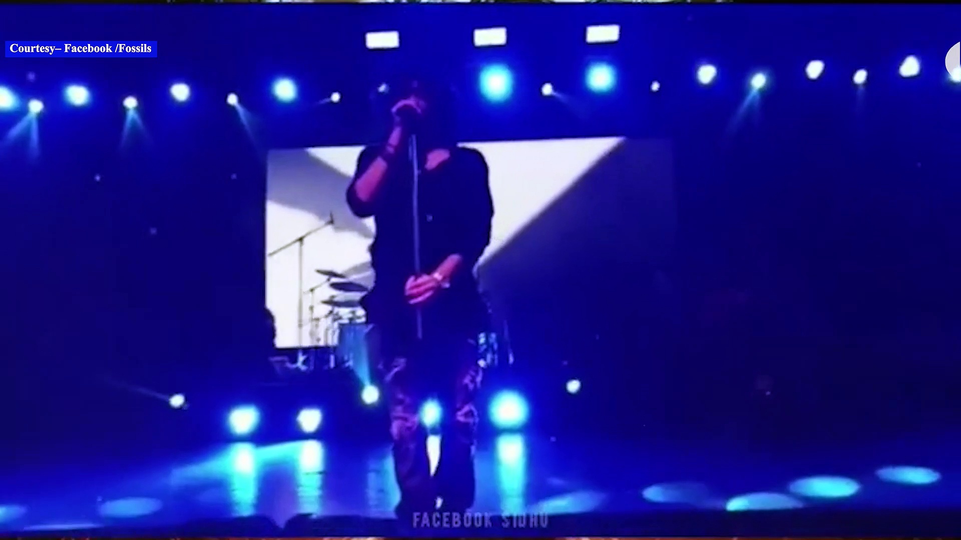 রূপম ইসলামের ব্যান্ড ফসিলস-এর ২৫ বছর পূর্তি, শুভেচ্ছা জানালেন প্রসেনজিৎ থেকে পলাস সেন-ম্যাক হক-অনিন্দ্য