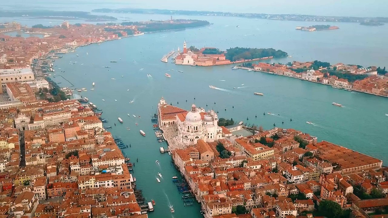 Kutsal Damacana 4 Trailer OmdU