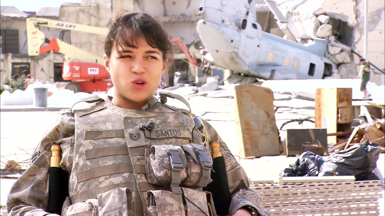 BATTLE LOS ANGELES Behind The Scenes Behind The Battle - (2011) Sci-Fi