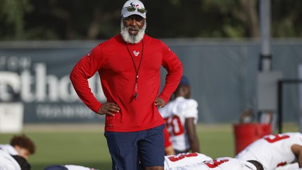 Texans Fire Head Coach Lovie Smith After Just 1 Season