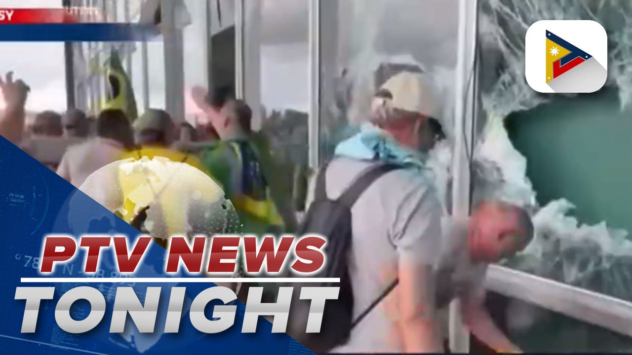 Thousands of Bolsonaro's supporters storm gov't buildings in Brazil;