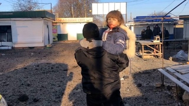 Ukraine : un marché bombardé près de Kharkiv, le préfet dénonce un « crime de guerre »