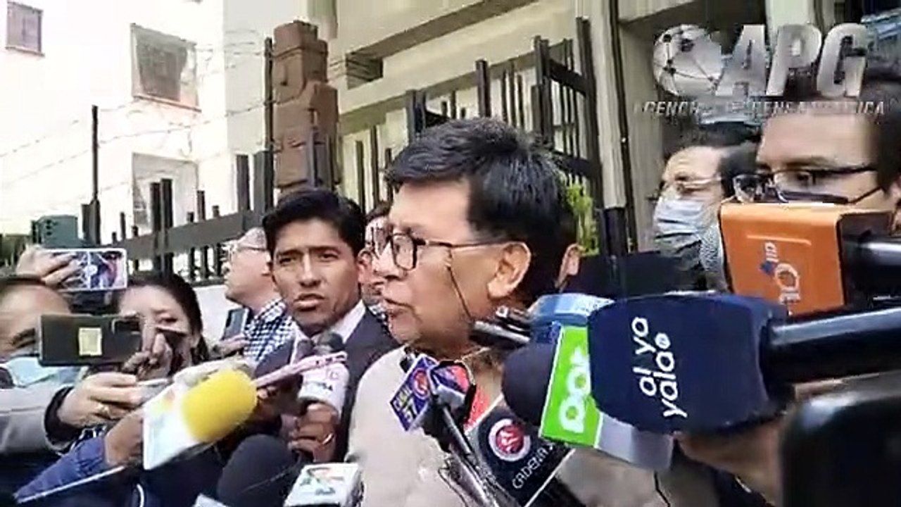 Avicultores piden al Gobierno y sectores movilizados solucionar conflicto de Santa Cruz
