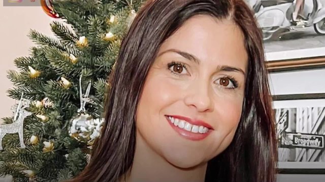 Voici - Delphine Colas (Familles nombreuses) : ses confidences sur la chirurgie esthétique