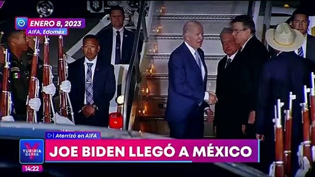 Joe Biden llegó a México y fue recibido por López Obrador en el AIFA
