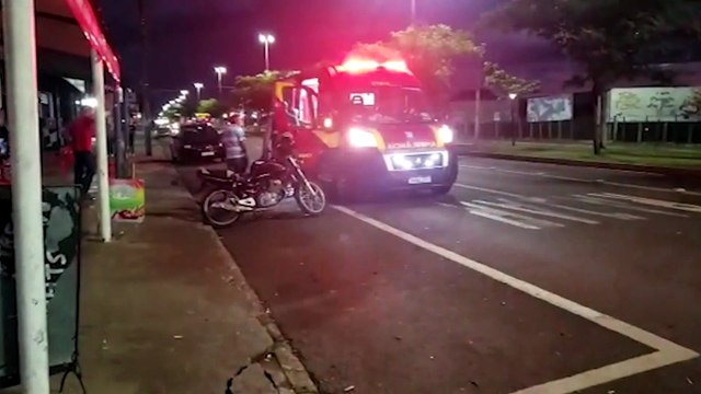 Idoso sofre corte na cabeça após queda na Avenida Barão do Cerro Azul
