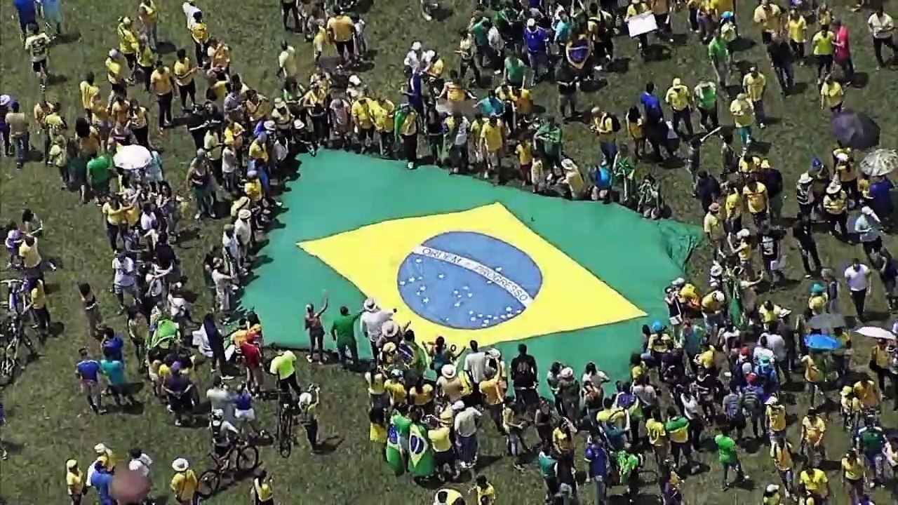 A redemocratização do Brasil em 5 episódios! | 8 Presidentes e 1 Juramento | TV Globo