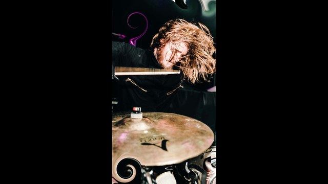 VENDED quien es Simón Crahan?breve Biografía/Aprendió de Joey Jordison y Jay Weinberg de Slipknot ?