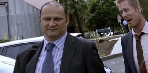 Rake S01 E01