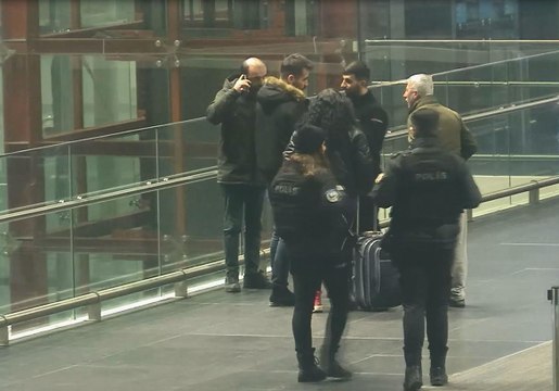 Cezaevi firarisi sahte kimlikle İstanbul Havalimanı'nda yakalandı