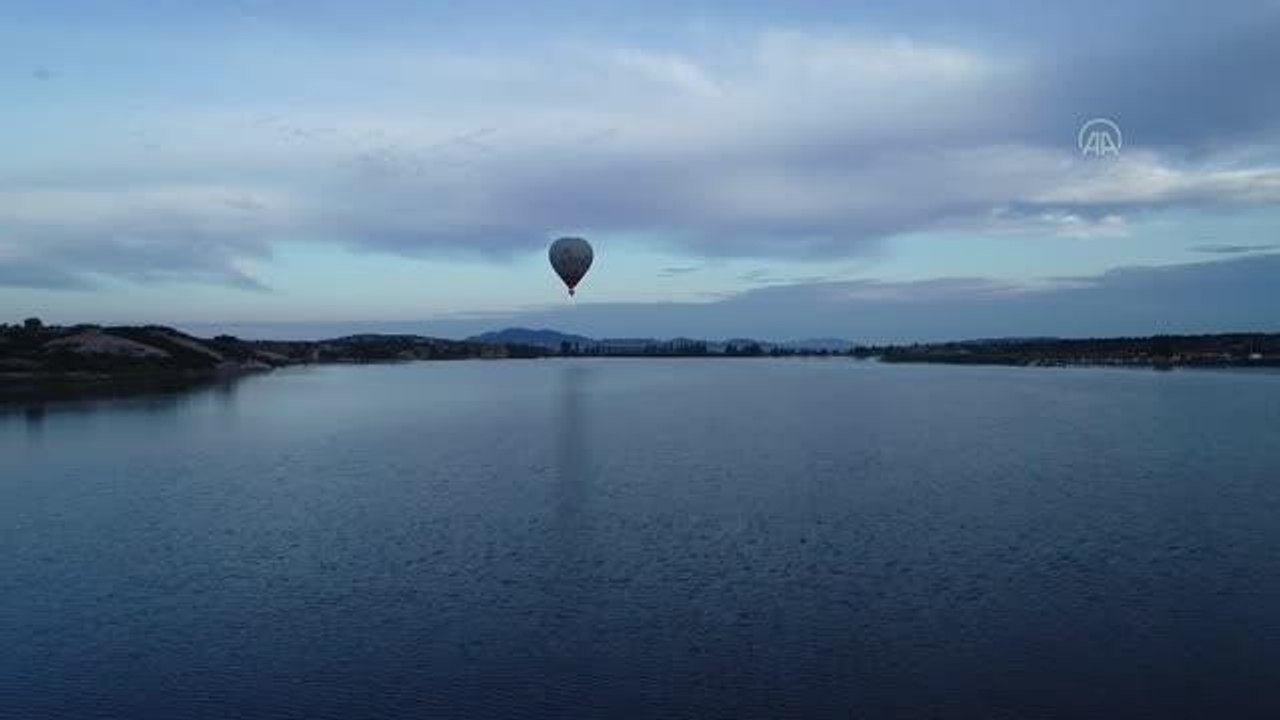AFYONKARAHİSAR - Frig Vadisi balon turlarıyla Kapadokya'nın izinden gidiyor