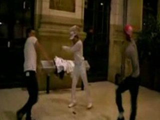 Tecktonik en gare de Tours - La Slimteck