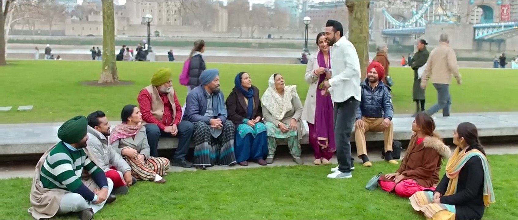 Honeymoon (ਹਨੀਮੂਨ) Movie Scene _ Gharwale Da Pyaar _ Gippy Grewal, Jasmin _ _HD