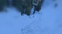 18 yaşındaki kayakçı dengesini kaybedince pisti birbirine kattı