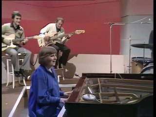 That's Life! (1973) S04E02 - Victoria Wood