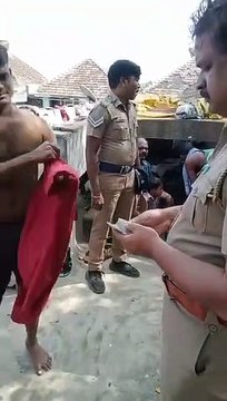 कोयम्बेडु मंडी में चला पुलिस का डंडा