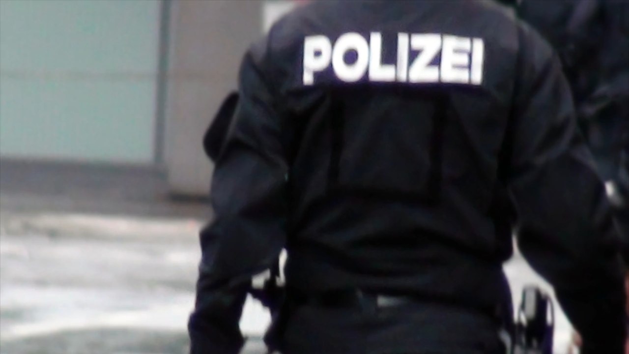 Tönisvorst: Polizei findet drei Leichen in Haus