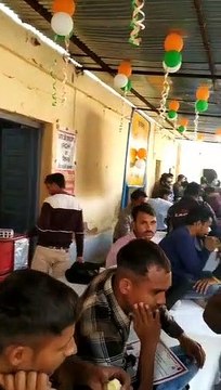 Friend serving the country on the border, friends donated 185 units of blood on their birthday and served the patients