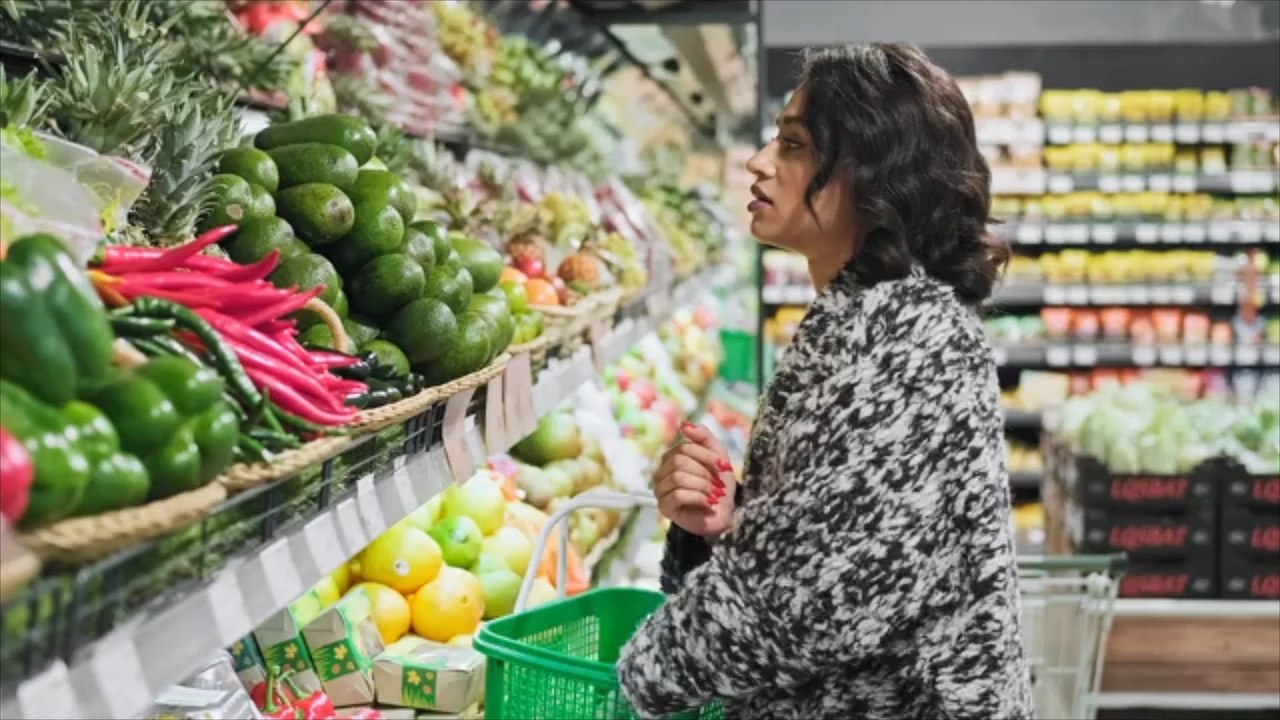 Mit diesen geheimen Codes kann man beim Einkaufen sparen