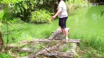 Is This Spider Poisonous_ Fails Of The Week