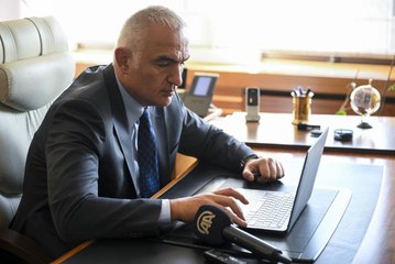 Kültür ve Turizm Bakanı Ersoy, AA'nın Yılın Fotoğrafları oylamasına katıldı