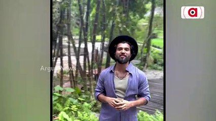 Deverakonda To Send 100 Lucky Fans On All Expenses Paid Trip To Manali