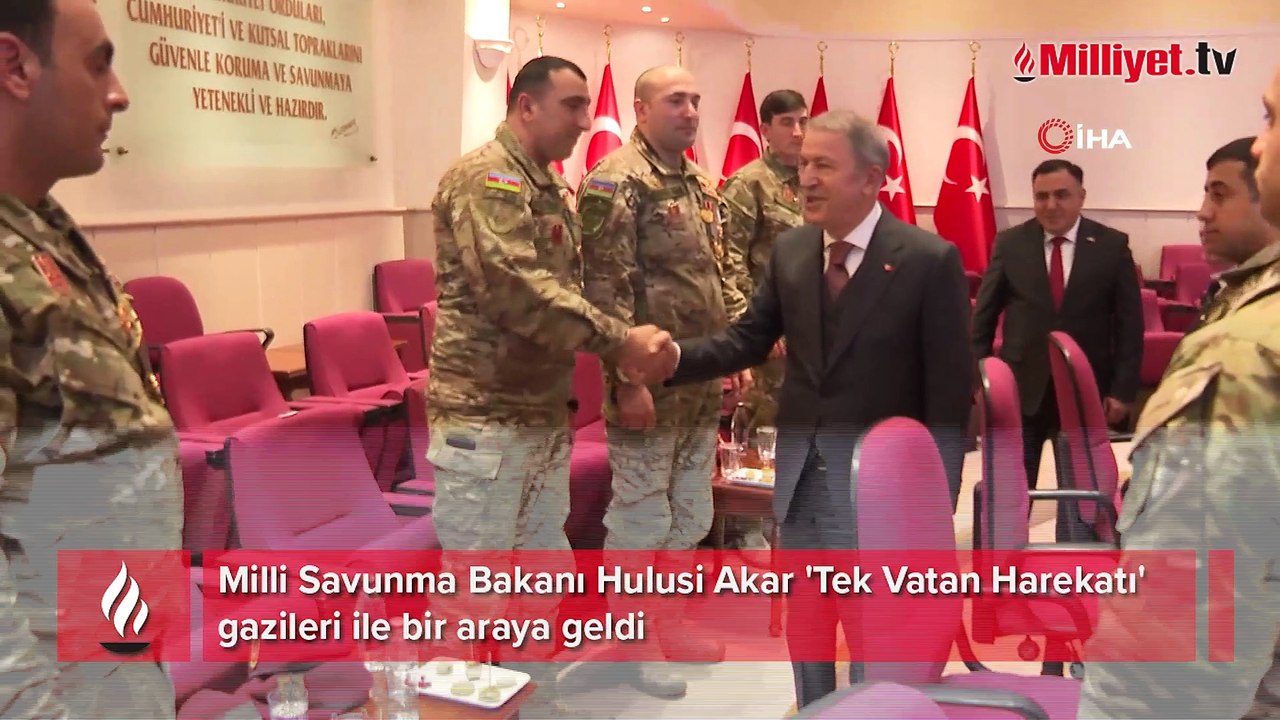 Bakan Akar 'Tek Vatan Harekatı' gazileri ile bir araya geldi