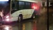 Homens rendem motorista e incendeiam ônibus em Ouro Preto