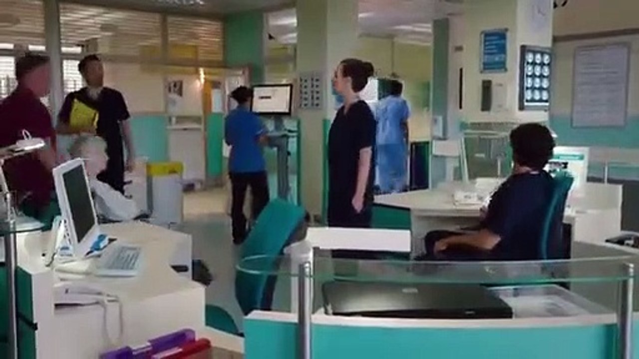 Holby City - Se19 - Ep08 - Parasite HD Watch