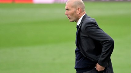 Voici - "Il aime s’occuper de sa petite-fille" : Zinédine Zidane prend à coeur son rôle de grand-père