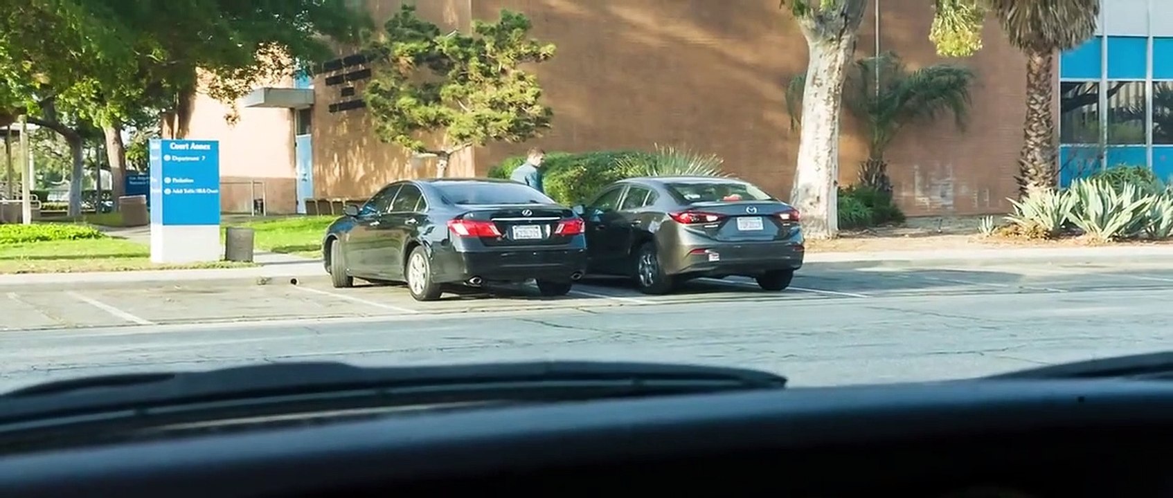 Private Sales - Se1 - Ep06 - The Cat HD Watch