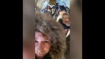 VÍDEO: Na Rússia, porta de avião abre durante o voo