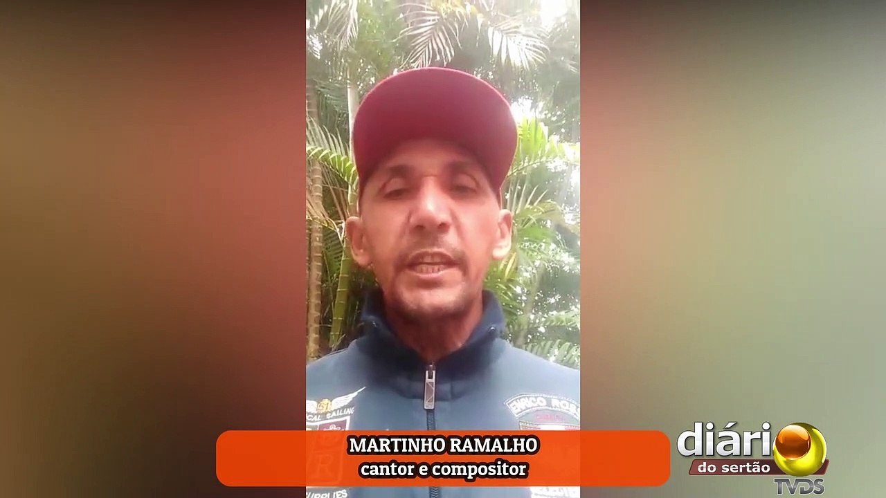 Cantor e compositor do Vale do Piancó cata reciclagem nas ruas de SP e faz apelo para comprar celular