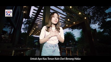 Vita Alvia_Benang Emas [Official Music Video]