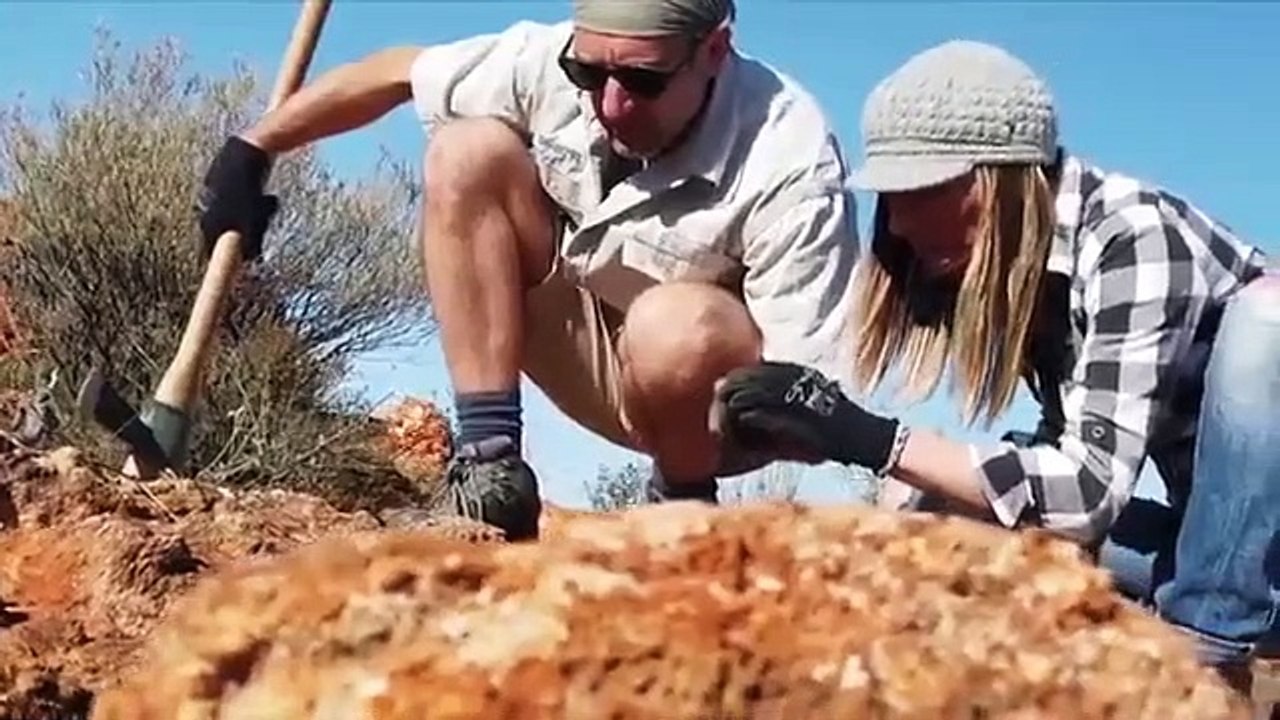 Outback Opal Hunters - Se3 - Ep09 HD Watch