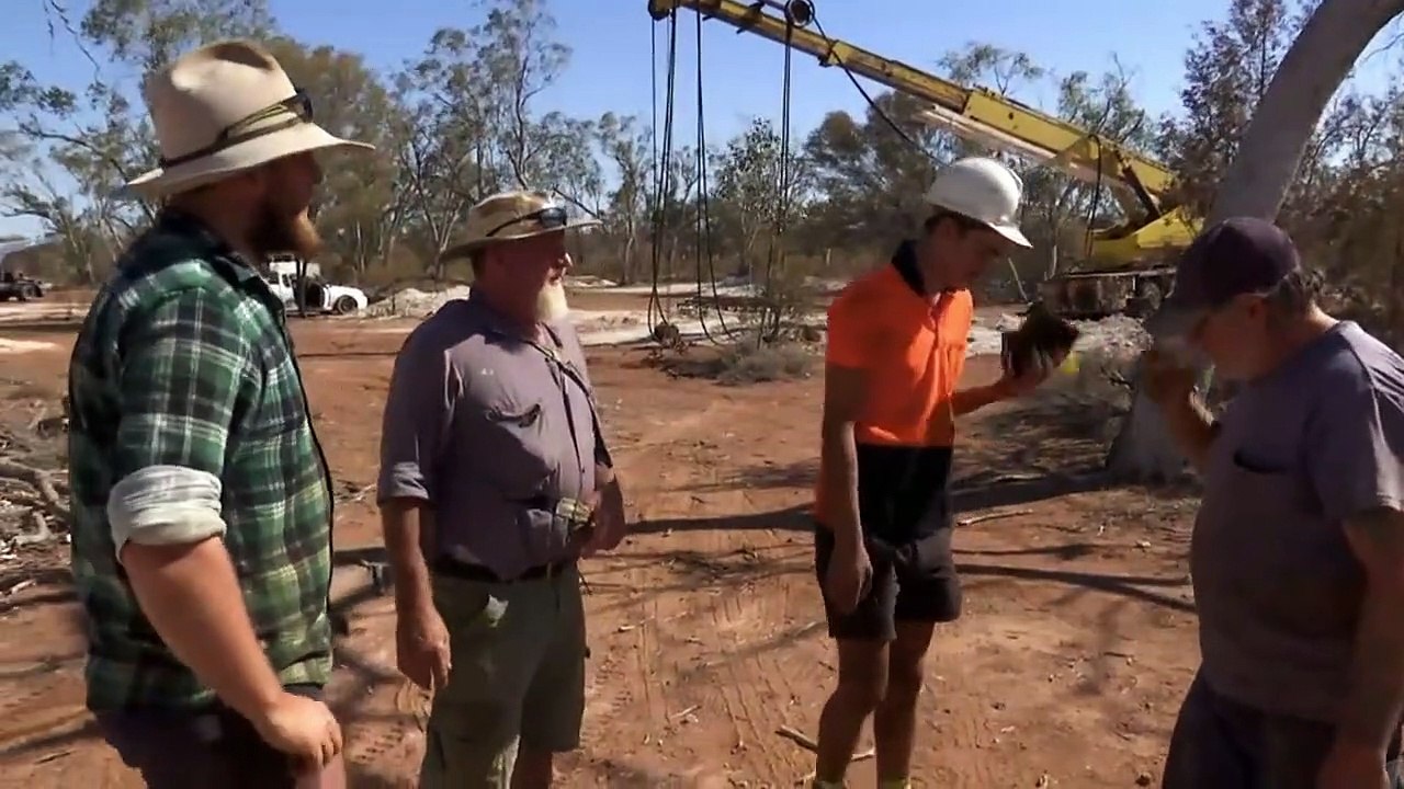 Outback Opal Hunters - Se3 - Ep11 HD Watch