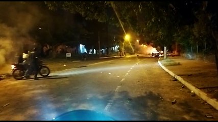 Aparecen nuevas imágenes de la quema del vehículo quemado del periodista Harold